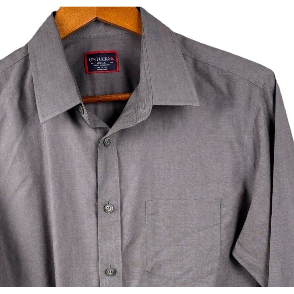 UNTUCKIT Men’s Medium Slim Fit Shirt, Gray Long Sleeve Cotton 03046 Sangiovese